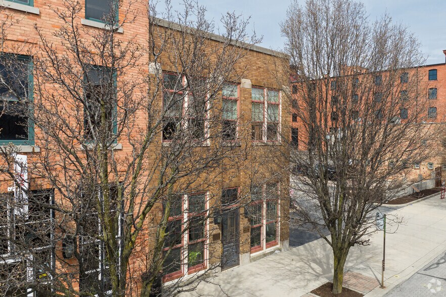 24 S Huron St, Toledo, OH à louer - Photo du bâtiment - Image 3 de 14