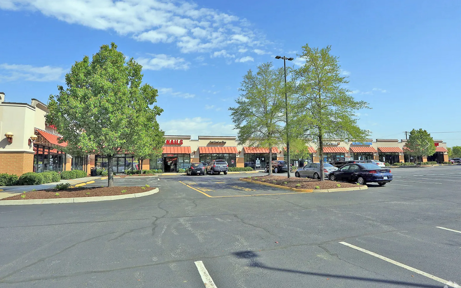 732-736 N Eden Way, Chesapeake, VA for lease - Building Photo - Image 3 of 9