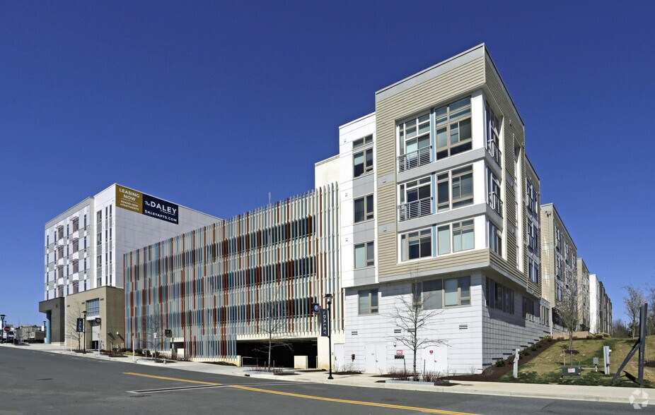 8010 Gramercy Blvd, Rockville, MD à louer - Photo du bâtiment - Image 2 de 171