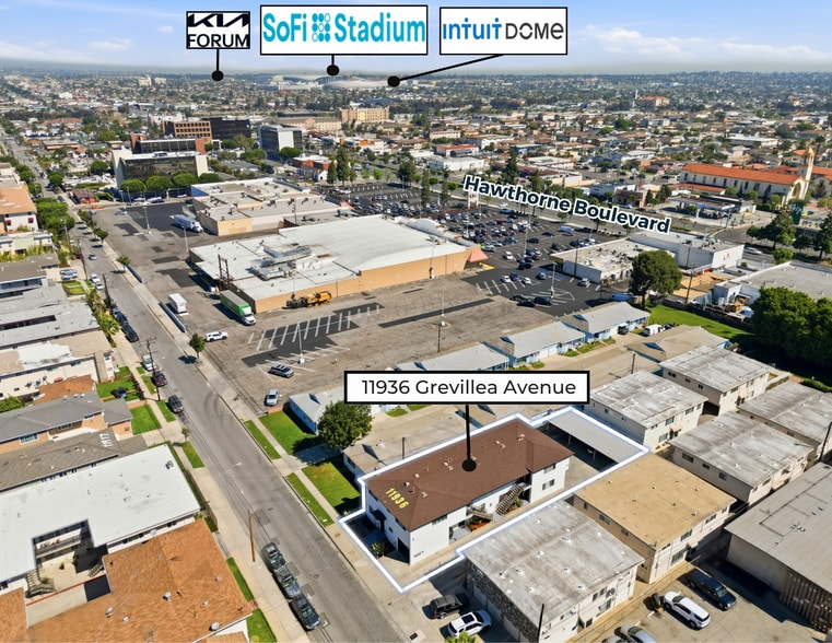 11936 Grevillea Ave, Hawthorne, CA à vendre - Photo du bâtiment - Image 2 de 14