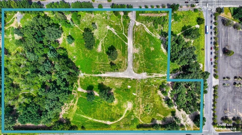 415 W Bakerview Rd, Bellingham, WA à vendre - Photo du bâtiment - Image 2 de 9