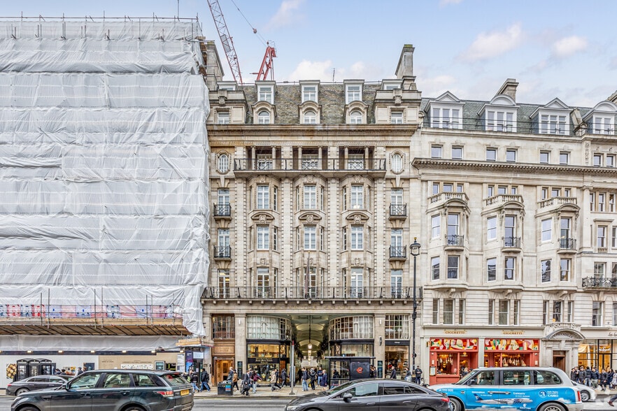174-176 Piccadilly, Londres à louer - Photo principale - Image 2 de 5