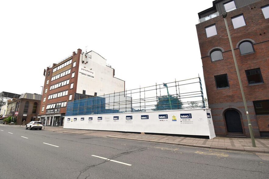 920 High Rd, Londres à vendre - Photo du bâtiment - Image 2 de 2