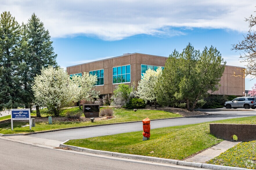 6275 Joyce Dr, Arvada, CO à vendre - Photo du bâtiment - Image 3 de 15