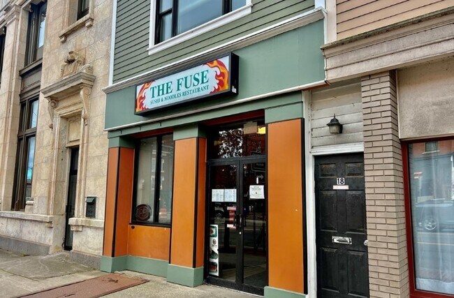 More details for 18 W Bridge St, Oswego, NY - Retail for Sale