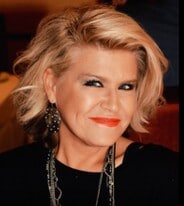 Chanda (Leigh) Combs