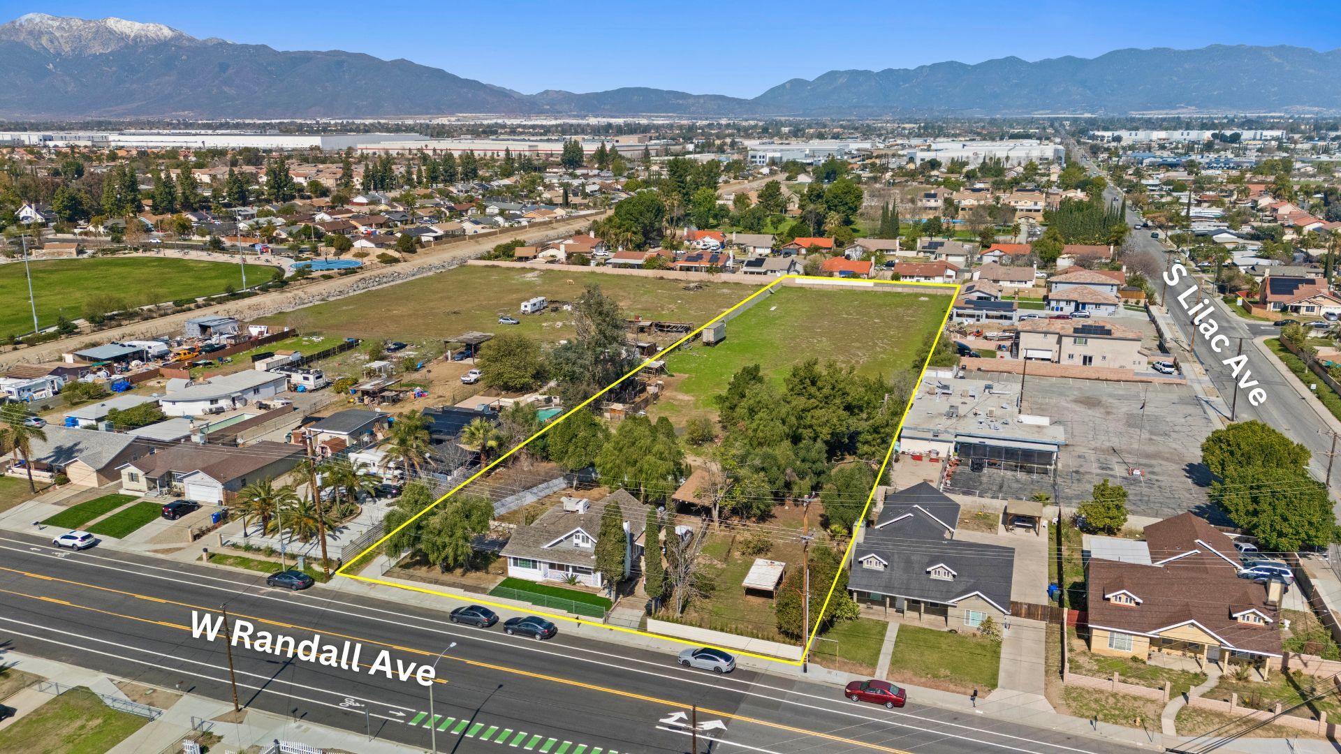 520 W Randall Ave, Rialto, CA à vendre Photo du bâtiment- Image 1 de 28