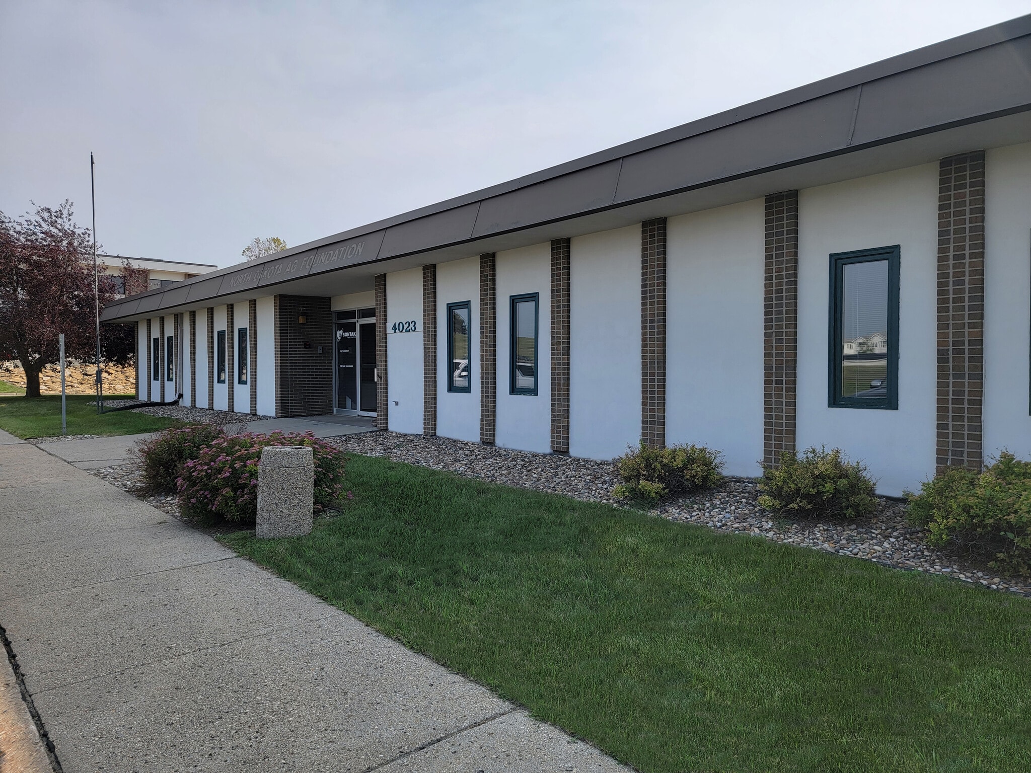 4023 State St, Bismarck, ND à louer Photo du bâtiment- Image 1 de 14