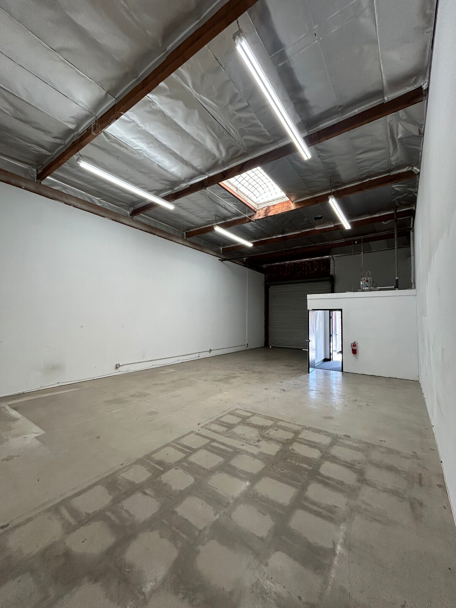 1972-1996 W Del Amo Blvd, Torrance, CA for lease Interior Photo- Image 1 of 10