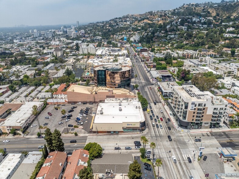 7900 W Sunset Blvd, Los Angeles, CA for lease - Building Photo - Image 2 of 5