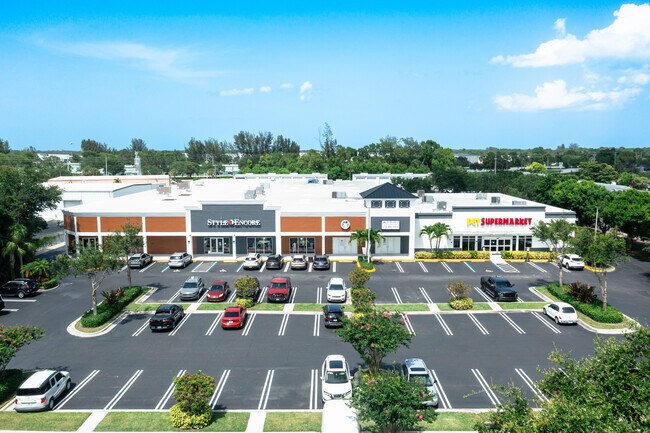 Plus de détails pour 2585-2605 SE Federal Hwy, Stuart, FL - Commerce de détail à vendre
