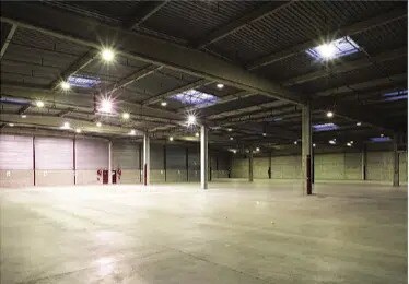 84 Rue Charles Michels, Saint-Denis à louer - Photo du bâtiment - Image 3 de 5