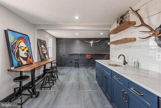 Plus de détails pour 8330 Pulaski Hwy, Rosedale, MD - Bureau à louer