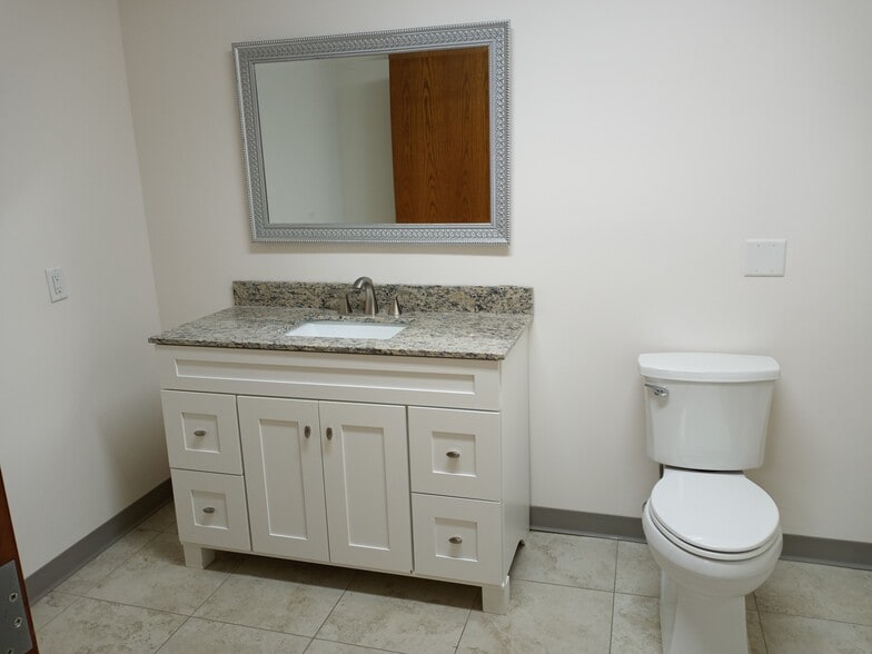 887-891 Bolger Ct, Fenton, MO à louer - Photo du bâtiment - Image 2 de 13