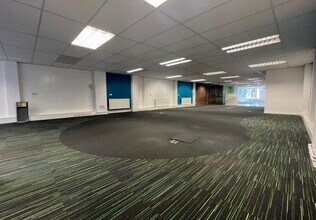 36-38 High St, Ashford à louer Photo intérieure- Image 2 de 3