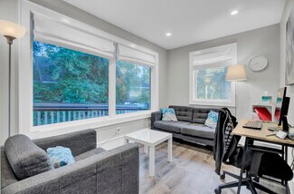 Plus de détails pour 314 W 4th North St, Summerville, SC - Bureau à vendre