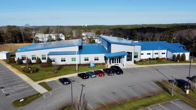 7 Technology Park Dr, Bourne, MA for lease Building Photo- Image 2 of 11