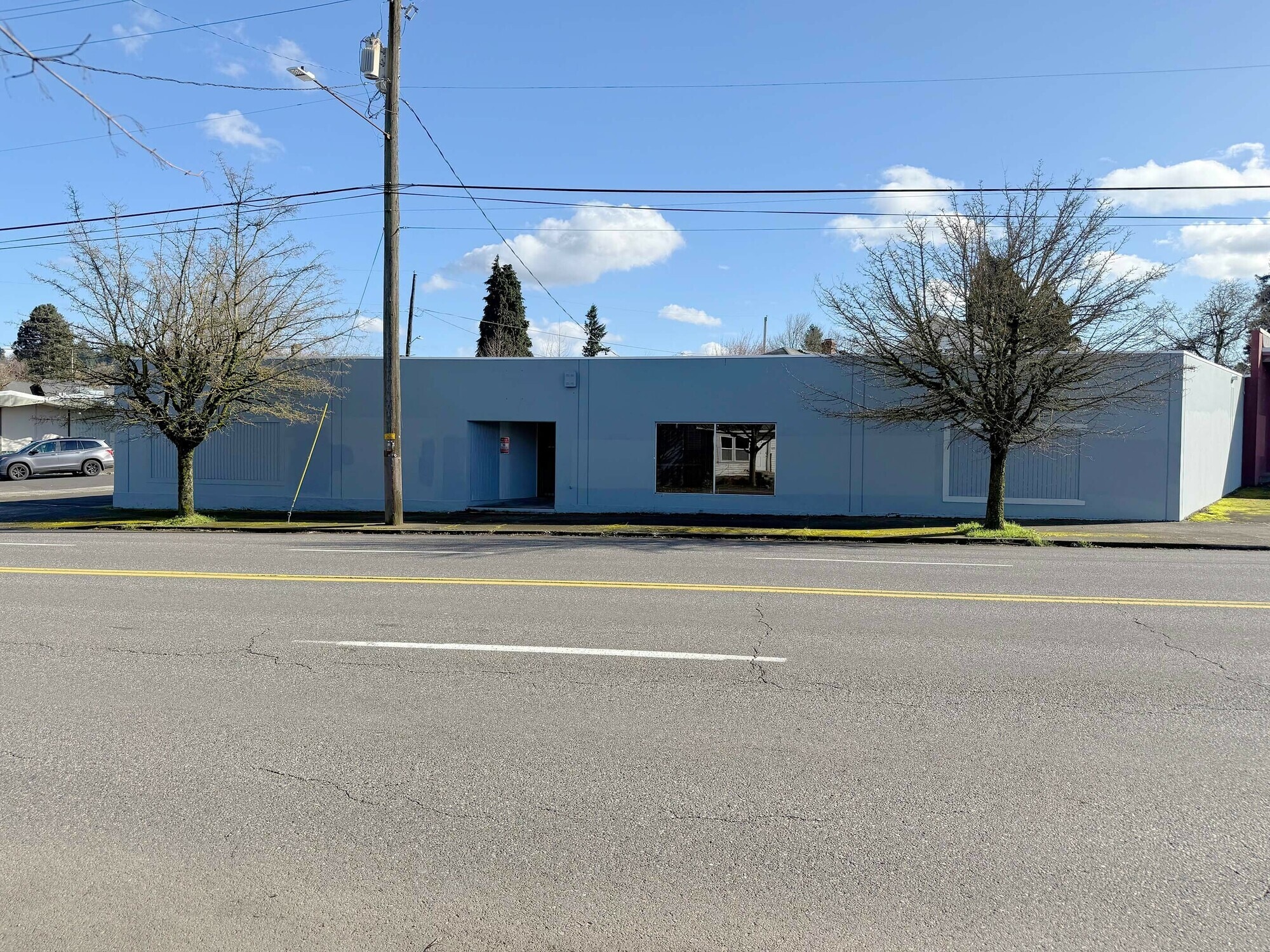 7736 NE Sandy Blvd, Portland, OR for lease Primary Photo- Image 1 of 5