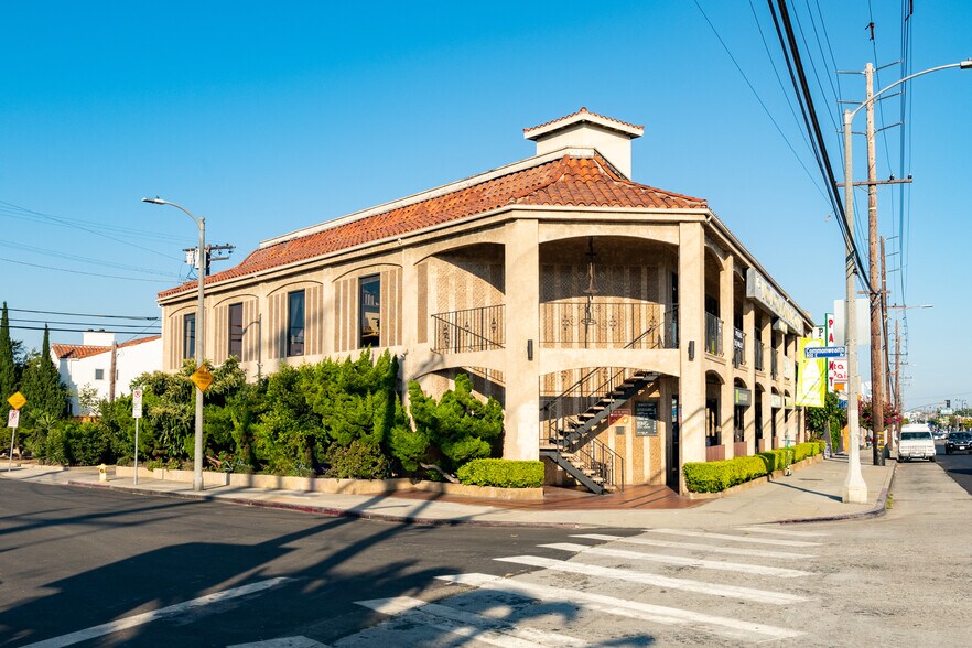 122 Lincoln Blvd, Venice, CA à louer - Photo du bâtiment - Image 3 de 4