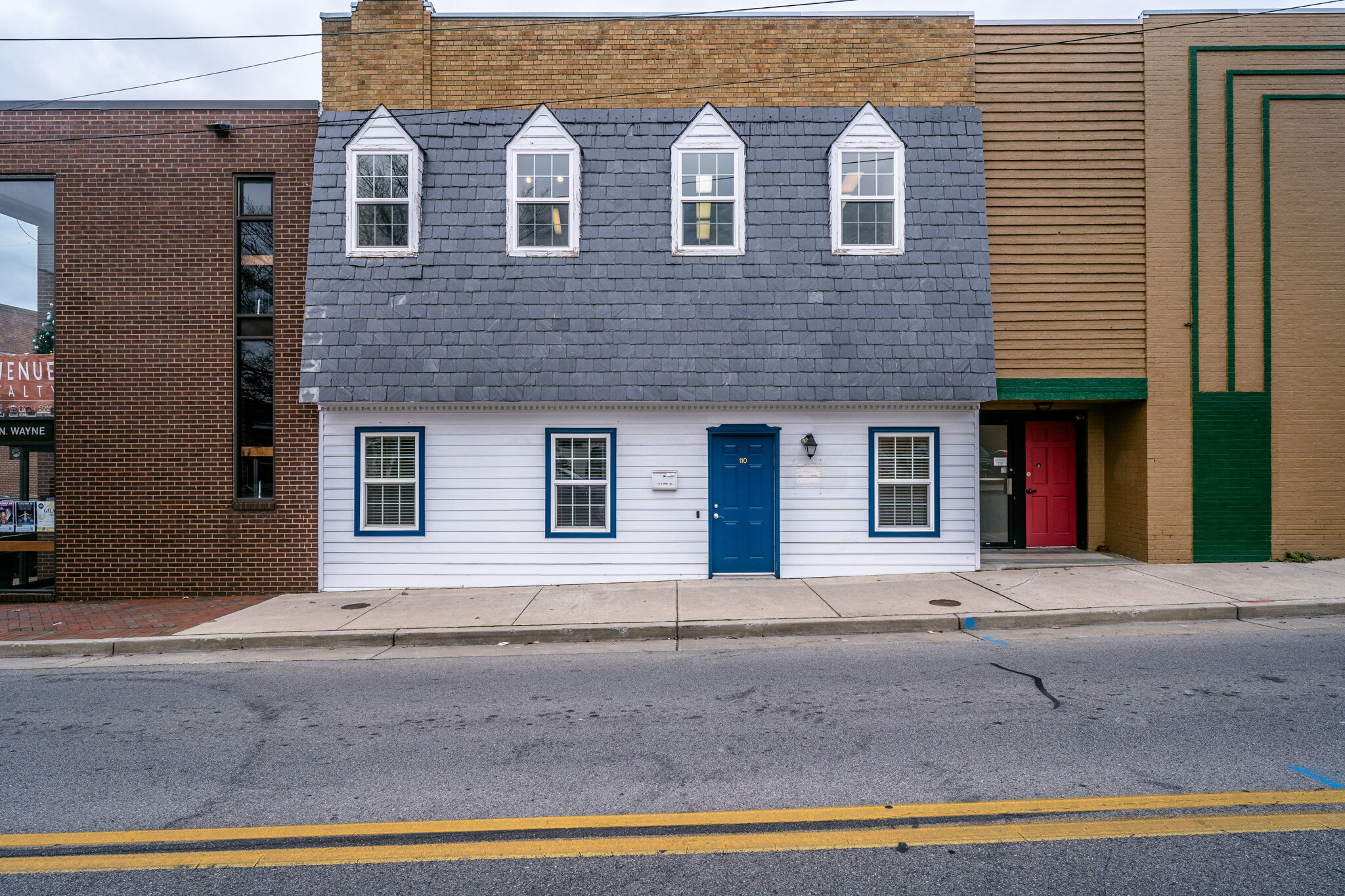 110 N Wayne Ave, Waynesboro, VA à vendre Photo du bâtiment- Image 1 de 33