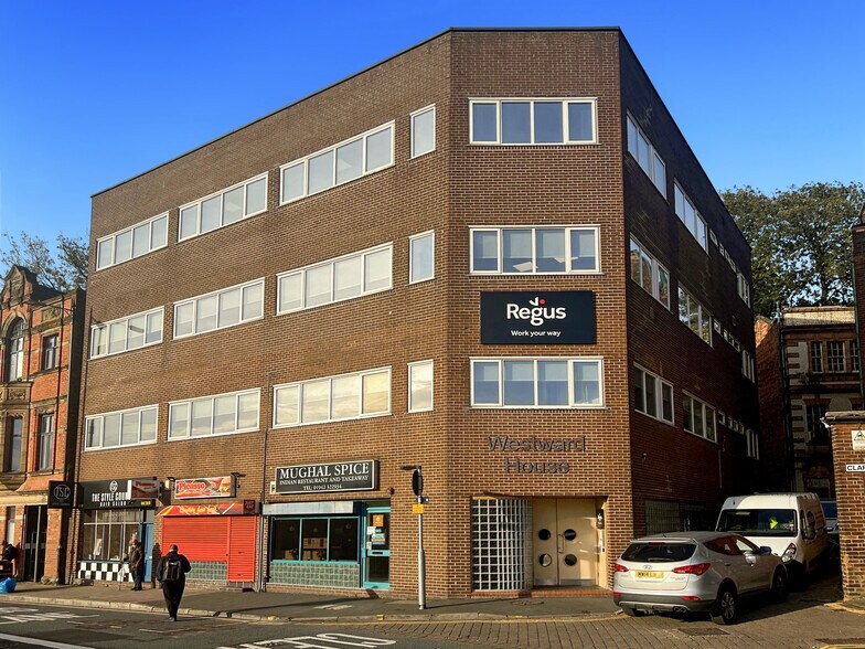King St, Wigan for lease - Building Photo - Image 1 of 11