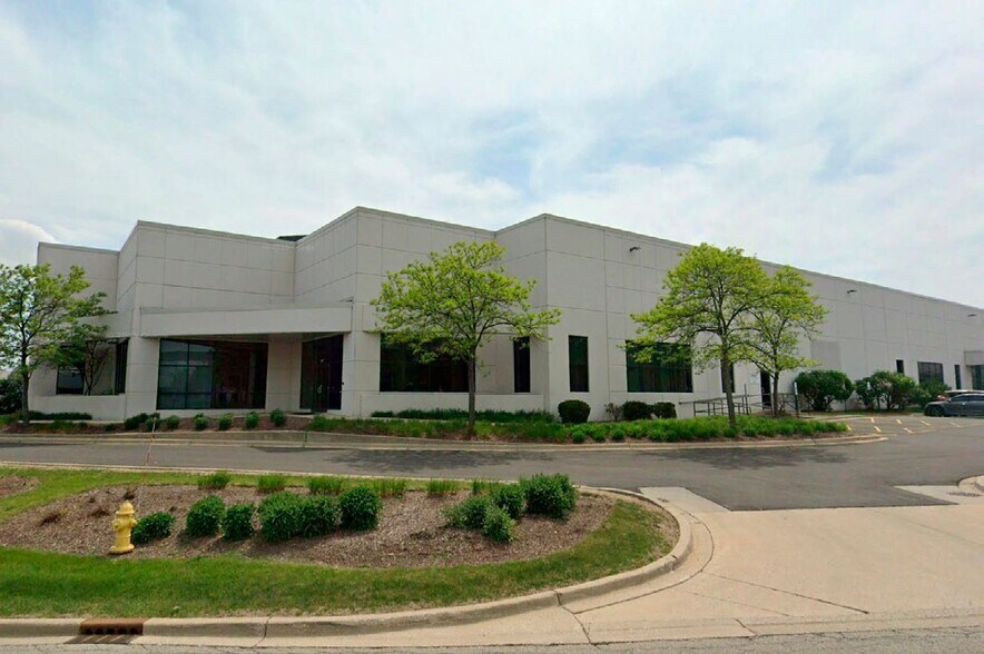 183-199 Exchange Blvd, Glendale Heights, IL à louer - Photo du bâtiment - Image 2 de 3