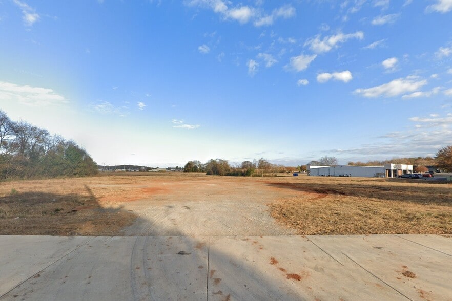 3855 Sullivan St, Madison, AL for sale - Building Photo - Image 3 of 8