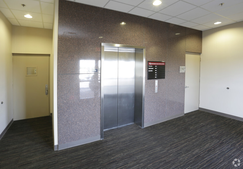 2860 Dekalb Pike, East Norriton, PA for lease - Lobby - Image 3 of 3