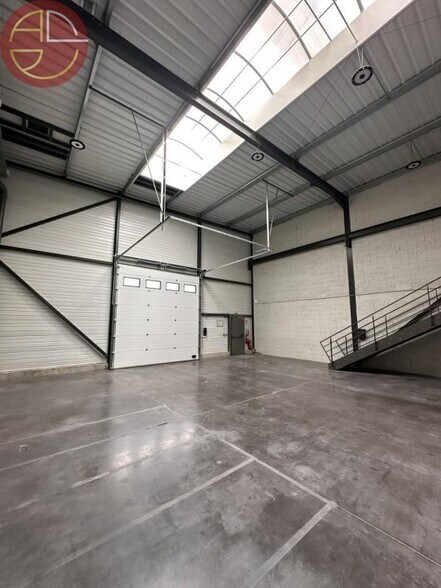 Industrial in Colomiers for lease - Building Photo - Image 3 of 13