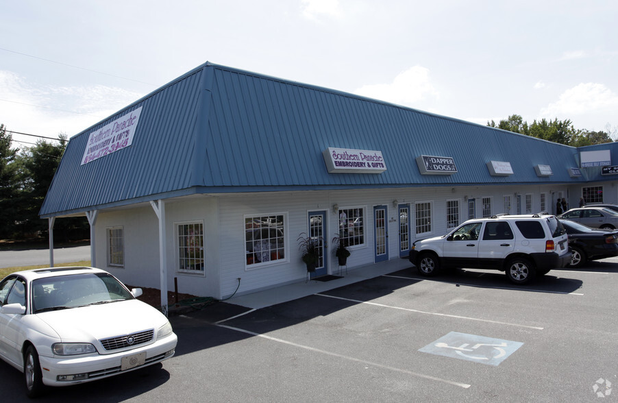 10471 Asheville Hwy, Inman, SC for lease - Building Photo - Image 1 of 6