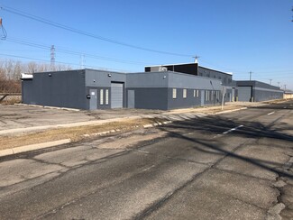 Plus de détails pour 880 W Jefferson Ave, Trenton, MI - Industriel à vendre