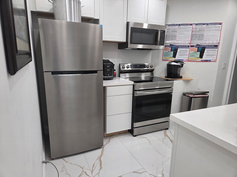1100 SW Martin Downs Blvd, Palm City, FL for sale - Building Photo - Image 3 of 14