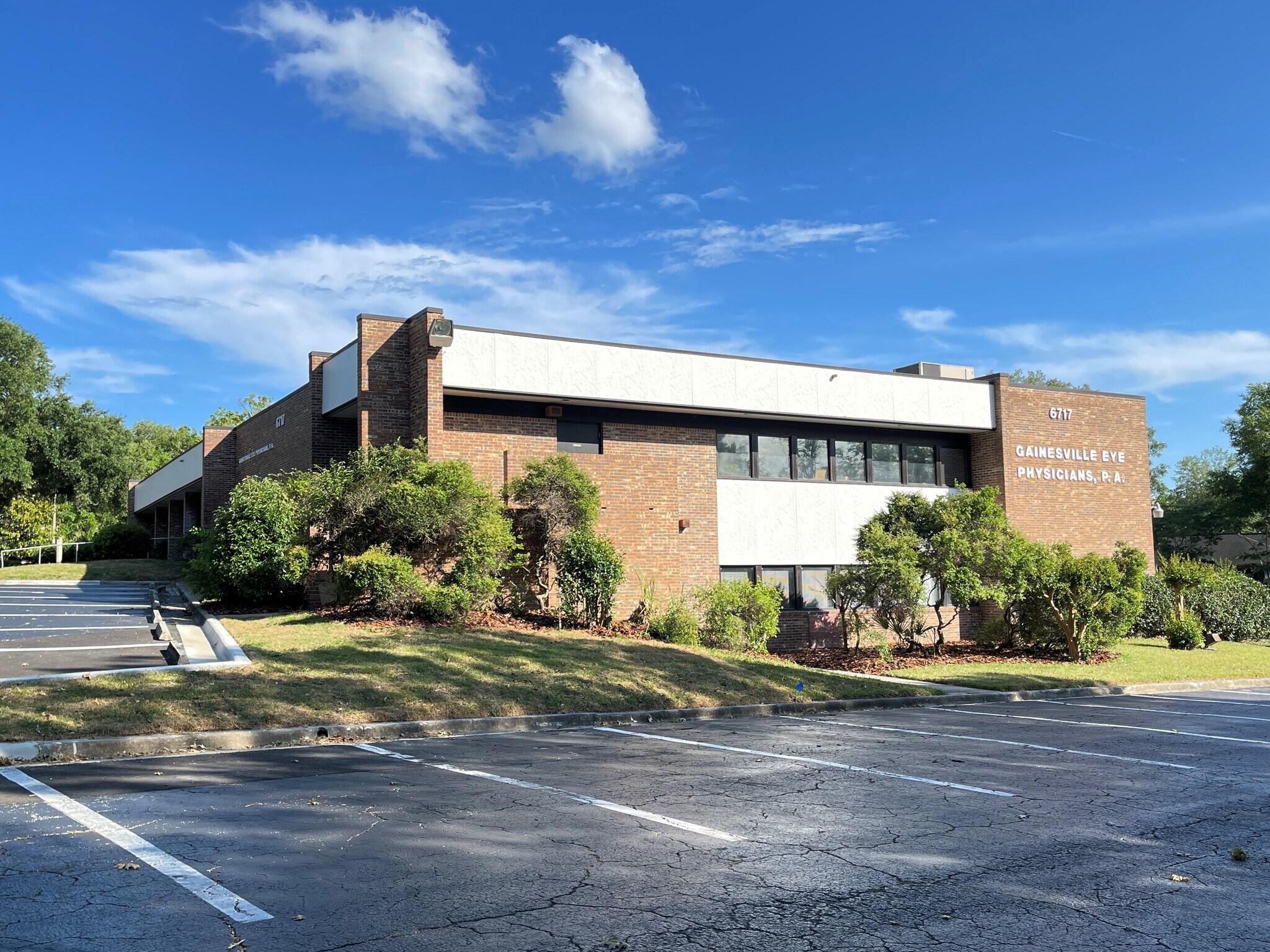 6717 NW 11th Pl, Gainesville, FL for lease Primary Photo- Image 1 of 25
