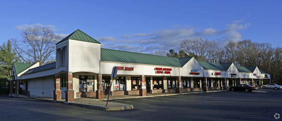 491 Manalapan Rd, Spotswood, NJ for lease - Primary Photo - Image 1 of 8