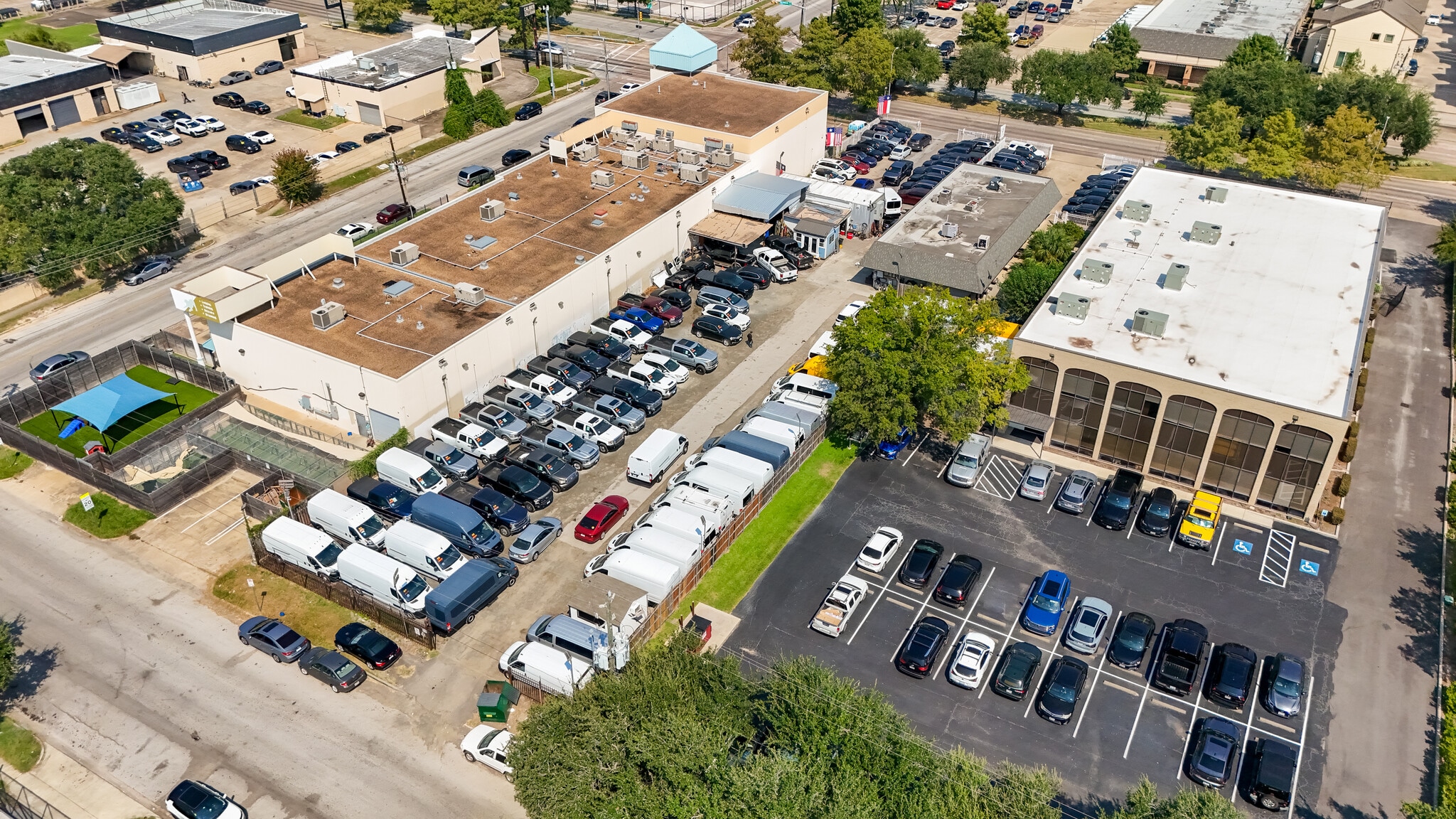 6375 Richmond Ave, Houston, TX à louer Photo intérieure- Image 1 de 2