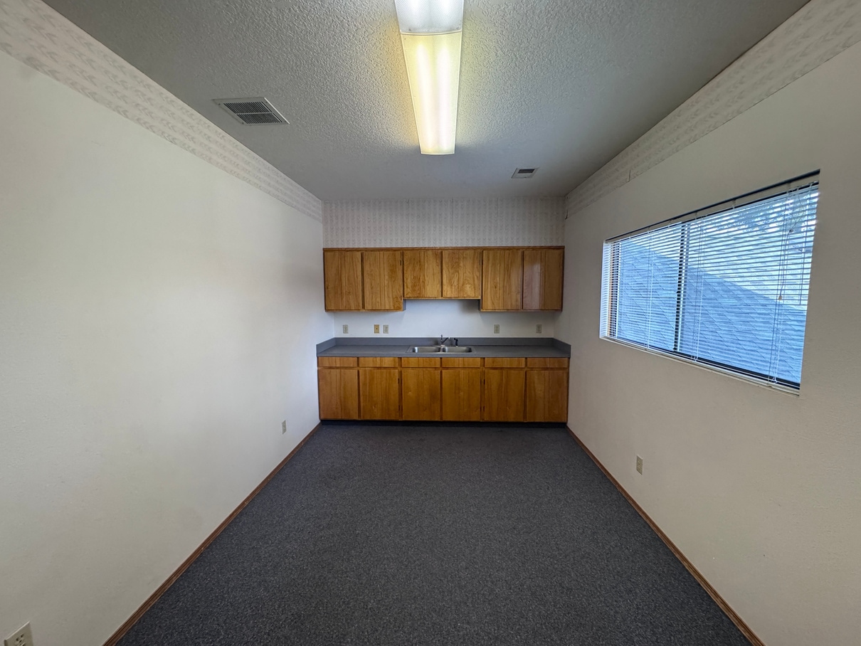 36840 SE Industrial Way, Sandy, OR for lease Interior Photo- Image 1 of 5