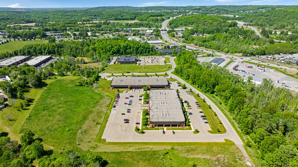7685 Omnitech Pl, Victor, NY for lease - Building Photo - Image 2 of 5