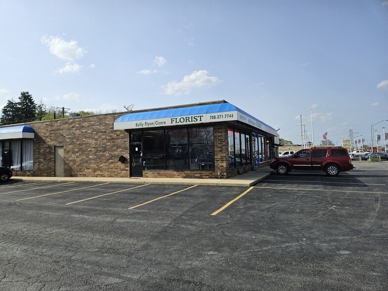 14150-14170 S Cicero Ave, Crestwood, IL for lease - Building Photo - Image 2 of 7