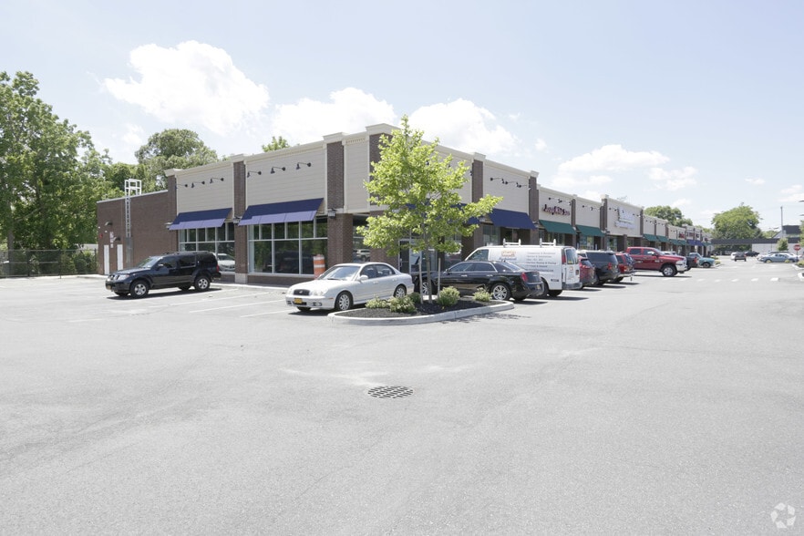 6230 Jericho Tpke, Commack, NY for lease - Building Photo - Image 2 of 4