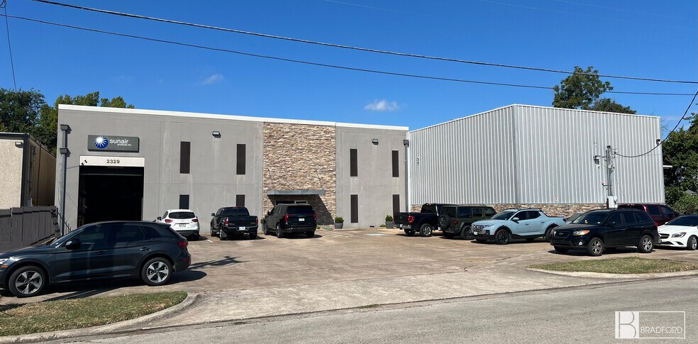 2329 Solona St, Haltom City, TX for sale - Building Photo - Image 3 of 14