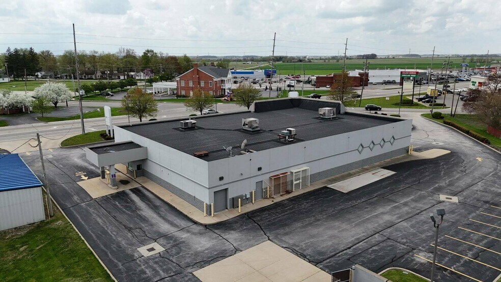 21991 State Route 51 W, Genoa, OH à vendre - Photo du bâtiment - Image 3 de 6