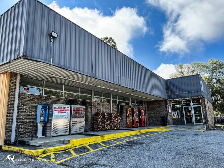 104 Hancock St, Fort Gaines, GA à vendre - Photo du bâtiment - Image 3 de 18