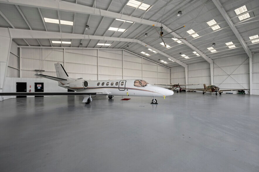 1434 Airport Blvd, Mesquite, TX for sale - Primary Photo - Image 1 of 20