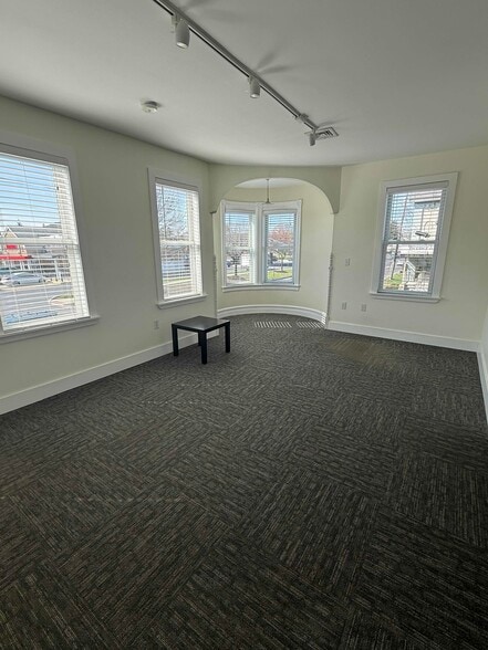 4847 Hamilton Blvd, Allentown, PA for lease - Building Photo - Image 2 of 12