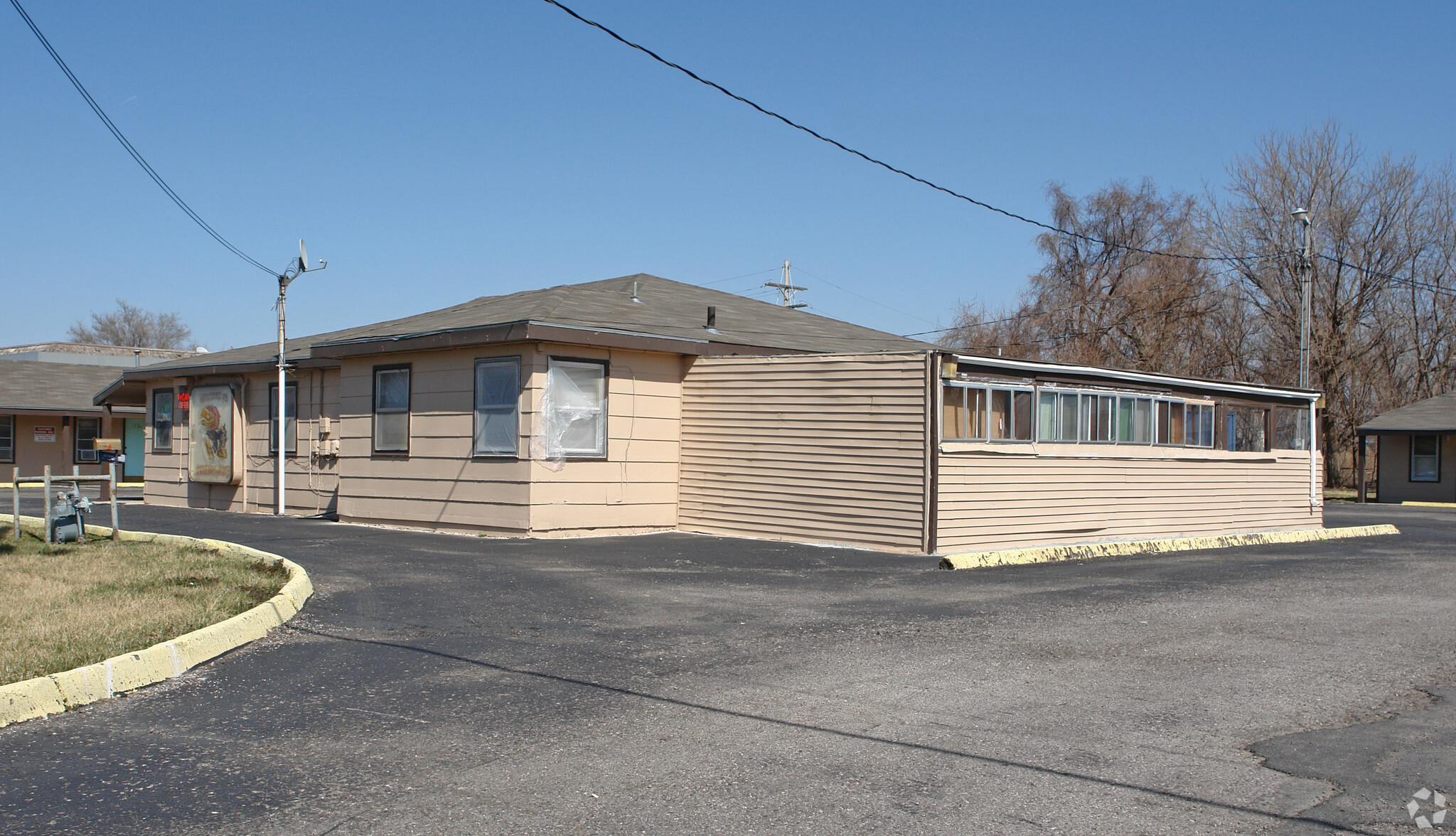 1004 N 3rd St, Lawrence, KS à vendre Photo principale- Image 1 de 1