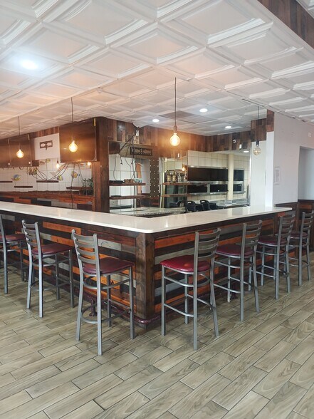 12501 Gulf Fwy, Houston, TX à louer - Photo intérieure - Image 2 de 7