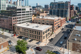 327 N Aberdeen St, Chicago, IL - Aérien  Vue de la carte - Image1