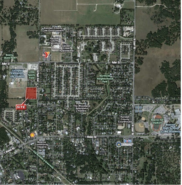 322 N Plant Ave, Boerne, TX à vendre - Photo du bâtiment - Image 2 de 5