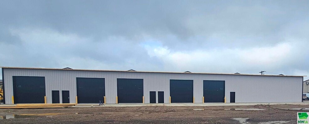 1709 E Hwy 20, Lawton, IA for lease - Building Photo - Image 3 of 6