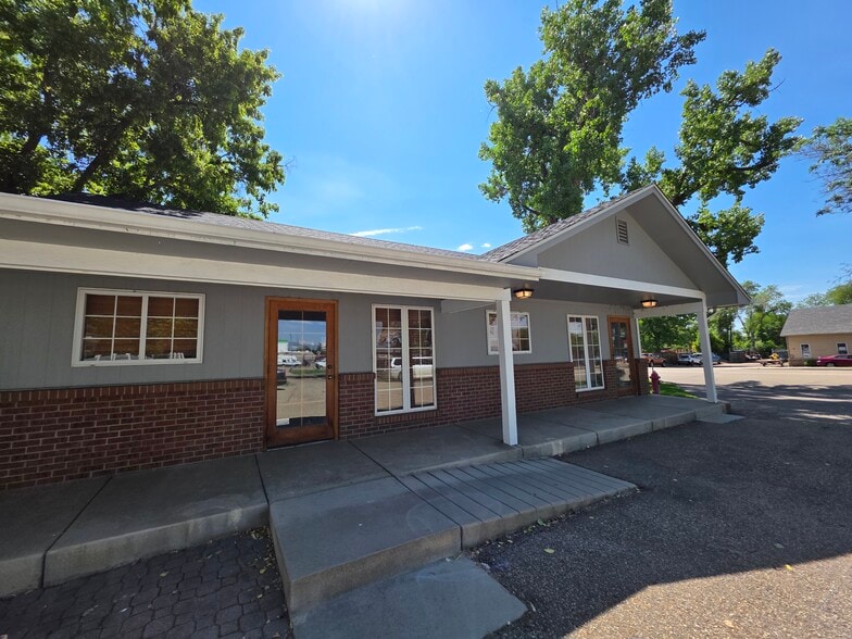 20 3rd Ave, Longmont, CO for lease - Building Photo - Image 2 of 4
